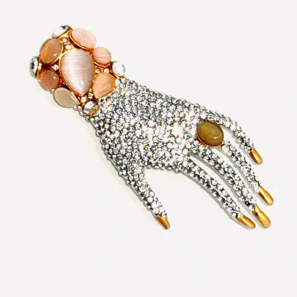 Vintage Sparkling ladies Rhinestone Hand W/Ring & Glass Stone Bracelet Brooch - Picture 1 of 2